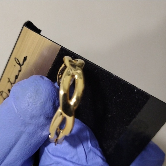 Women's Polished Gold-tone Twisted Hoop Design Surgical Steel Drop Earrings - Picture 3 of 4